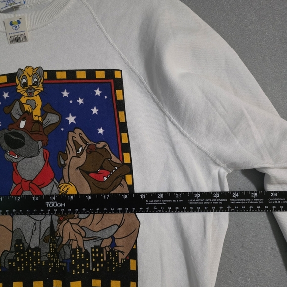 NWT VTG Disney Oliver And Company Crewneck Sweatshirt Made In USA Size XL - Picture 3 of 11